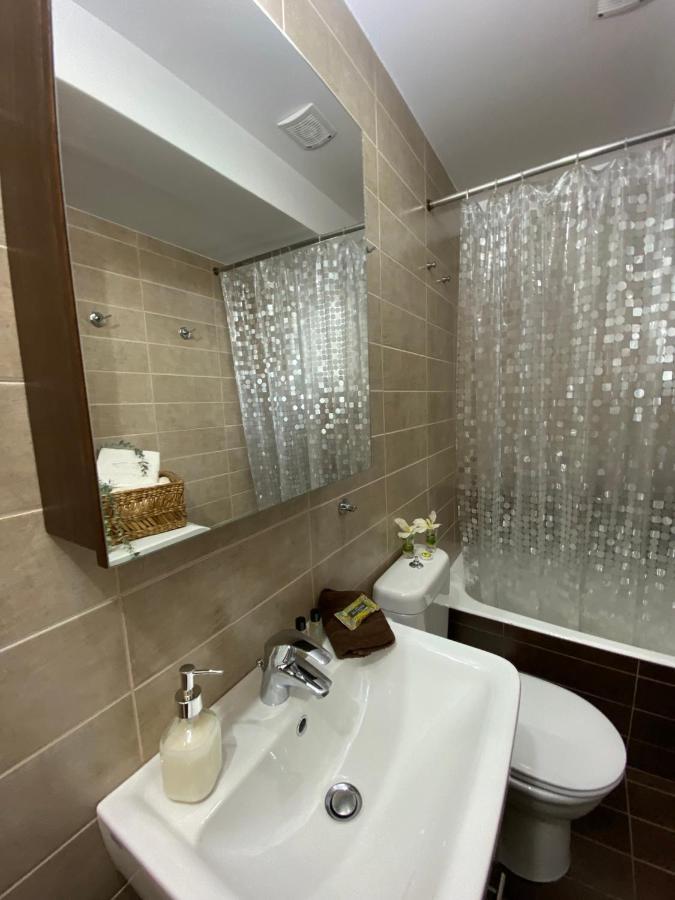Airport Tk Luxury Home Artemida  Exterior photo